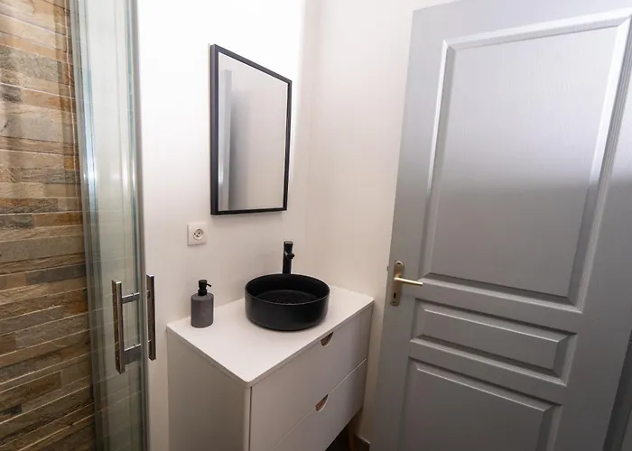 O Coin Des Voyageurs - Wifi, Tv, Terrasse