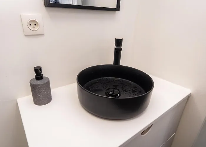 O Coin Des Voyageurs - Wifi, Tv, Terrasse