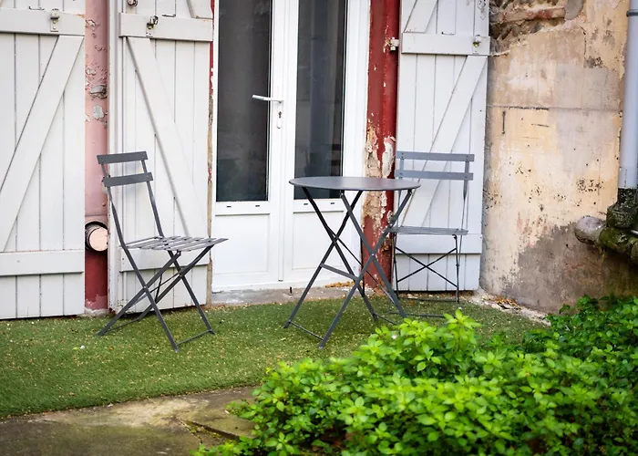 O Coin Des Voyageurs - Wifi, Tv, Terrasse Apartamento